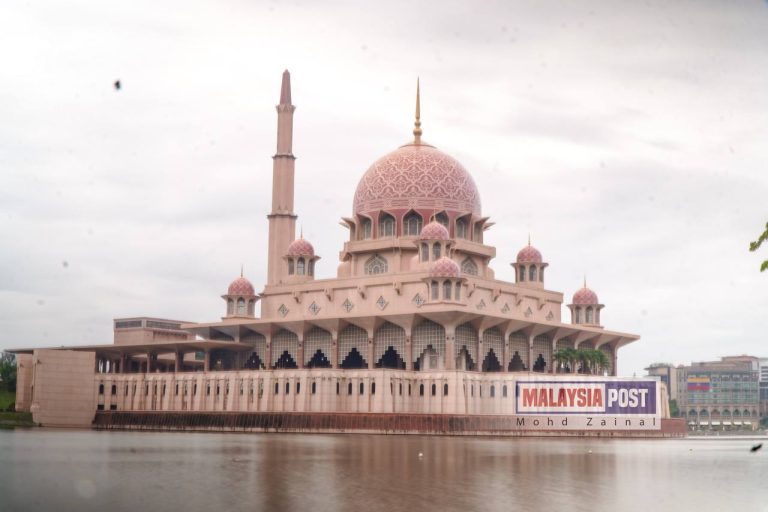 Bermuafakat mencari kebenaran, bermuhasabah atas kesilapan