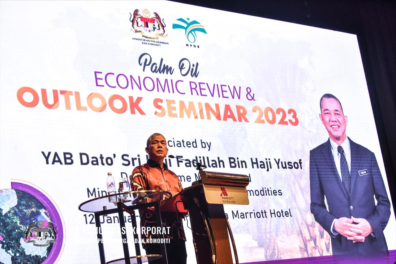 TPM Datuk Seri Fadillah Minyak Sawit 1