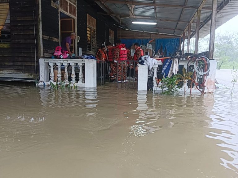 5,320 mangsa banjir di 5 negeri