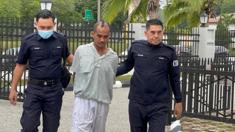 Buruh pukul isteri dengan topi keledar dipenjara 15 bulan