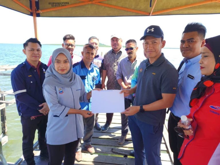 Jeti Pulau Pababag akan dibina semula – Ahmad Zahid