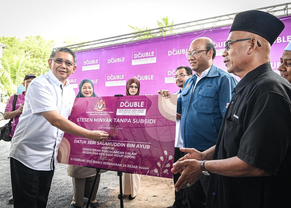 Salahuddin Ayub stesen minyak tanpa subsidi 5