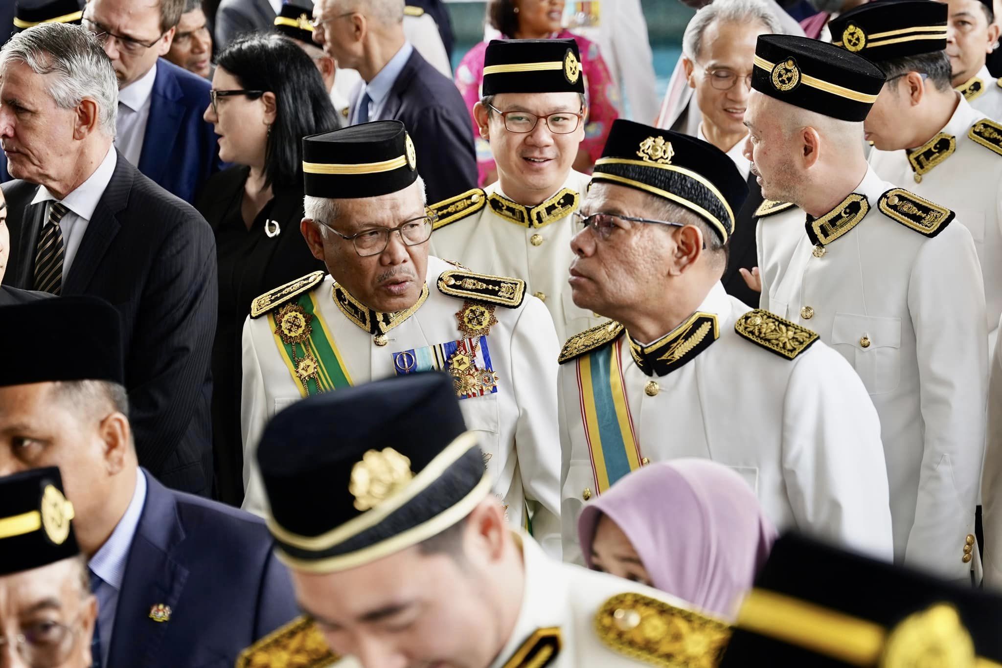 hamzah zainuddin