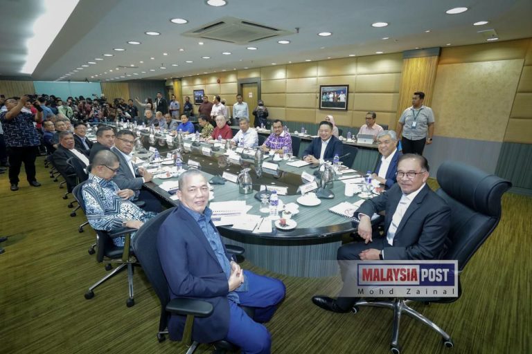 Lupakan perseteruan, bawa Malaysia ke hadapan – Saifuddin