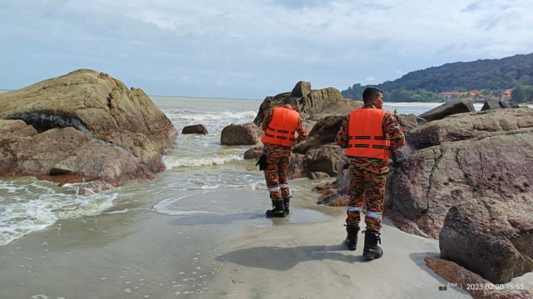 Remaja hilang dipercayai lemas ketika mandi laut