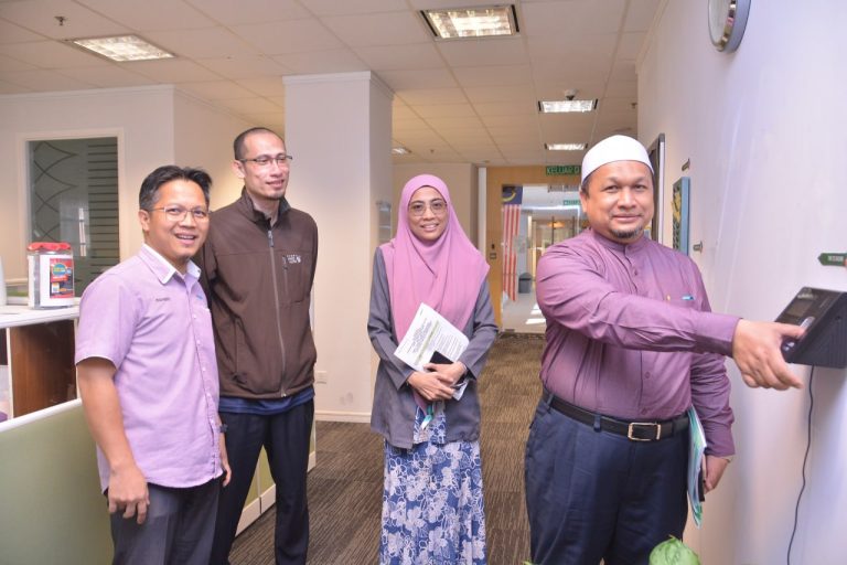 Zamri CEO Yadim baharu